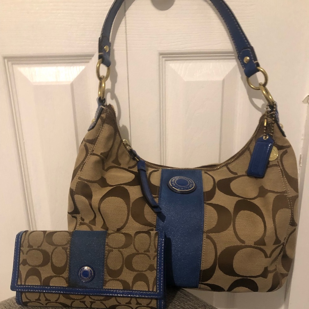 Coach Purse and wallet set